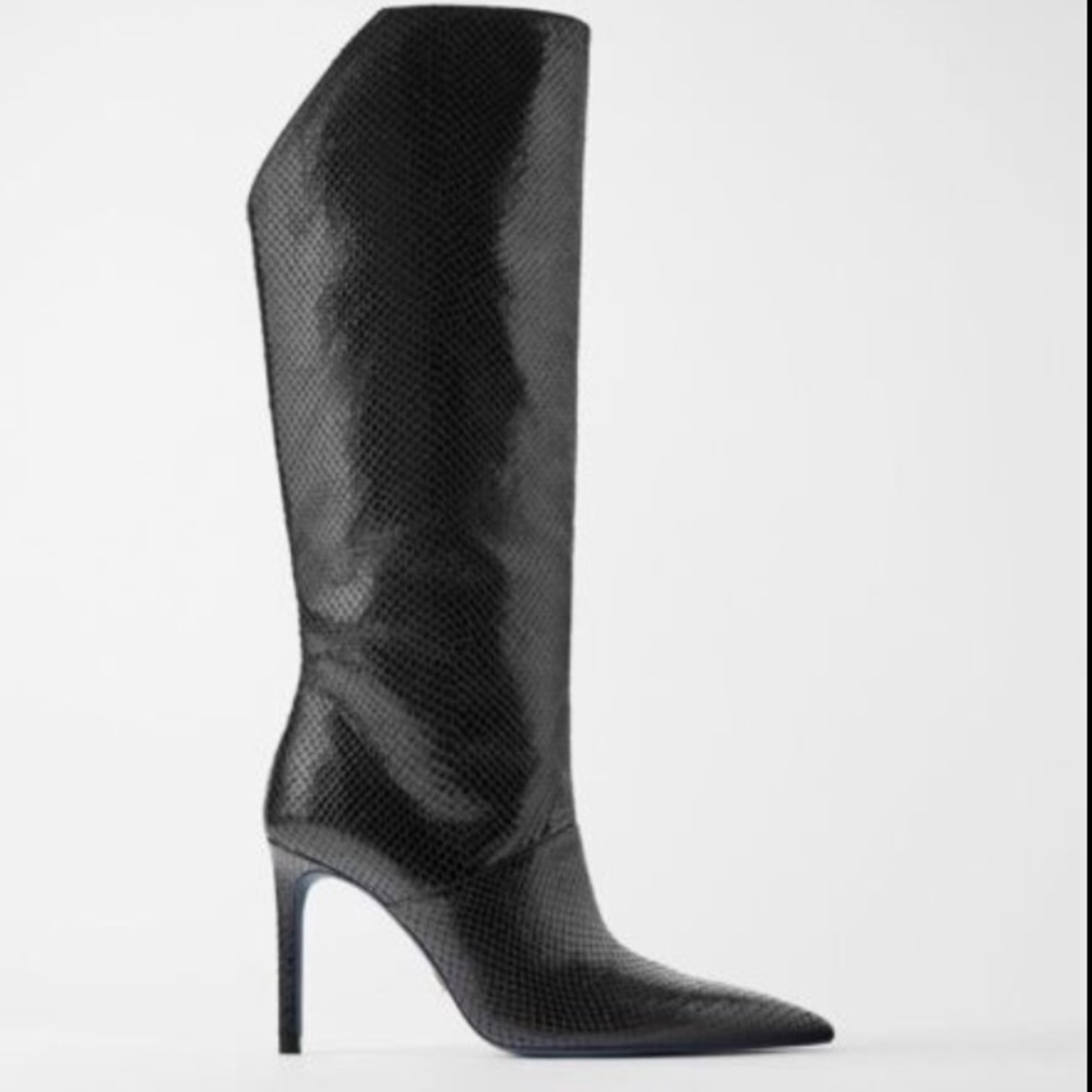 ZARA Blue Collection Snake Skin stiletto Boots - Picture 2 of 16